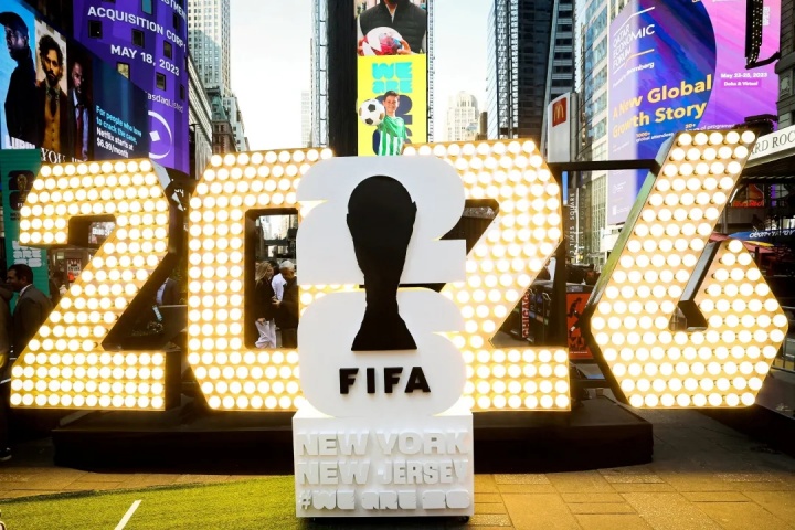 FIFA對(duì)華版權(quán)報(bào)價(jià)2.5億美元 央視拒當(dāng)冤大頭