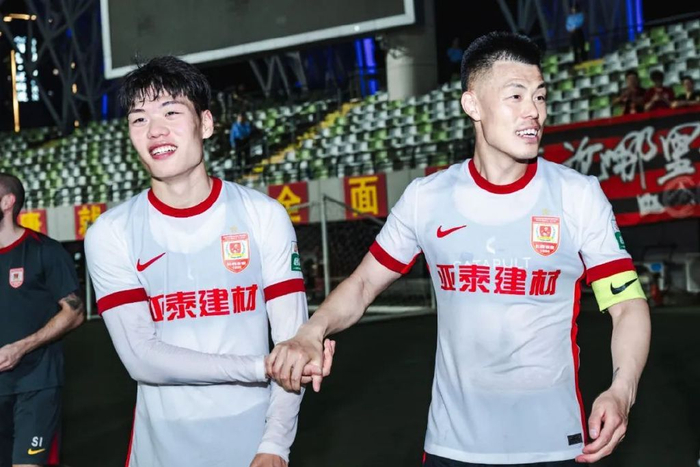 13輪追平歷史最差開局，譚龍：站得住，亞泰旗就不會倒