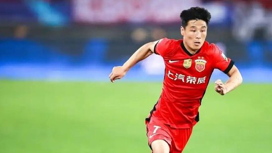 武磊點射破荒，海港補時階段1-1逼平泰山