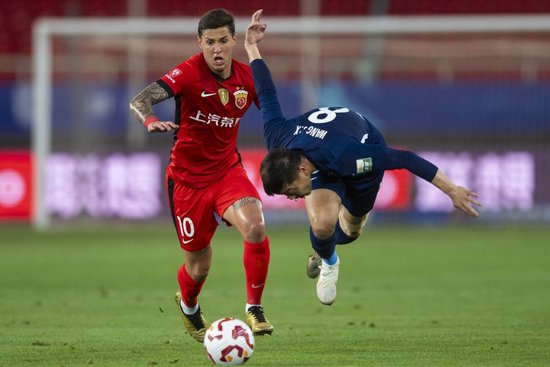 維塔爾世界波開(kāi)胡，海港客場(chǎng)2-0三鎮(zhèn)止頹