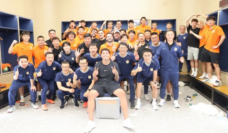 王大雷社媒調侃“只記得2-0” 盛贊張玉寧進球無效仍精彩