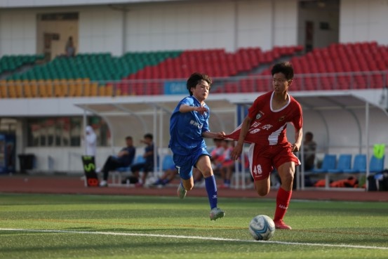 雨花臺(tái)中學(xué)5-0橫掃南京城市梯隊(duì)，中青賽南京U15首日爆冷