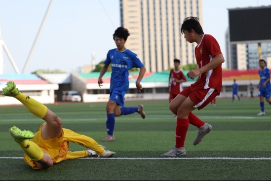 雨花臺中學(xué)5-0橫掃南京城市梯隊，中青賽南京U15首日爆冷